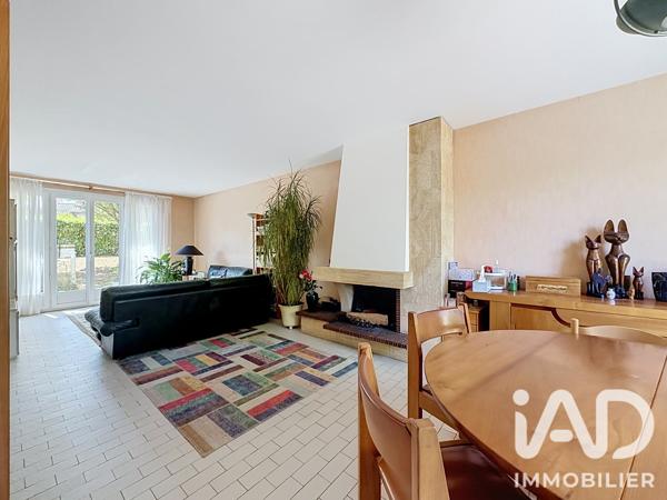 Maison à vendre 7 pièces 128 m² Saint-Rémy-lès-Chevreuse