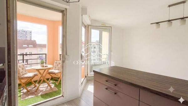 Terrasse, vue, 6e étage, garage