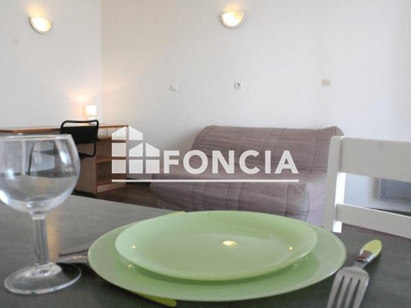 Location Appartement meublé 2 pièces 33.32 m² - 4 RUE DE LA SOLE La Rochelle 17000