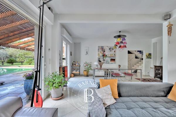 Baillargues, Maison 5 Chambres -  283 m² à vendre