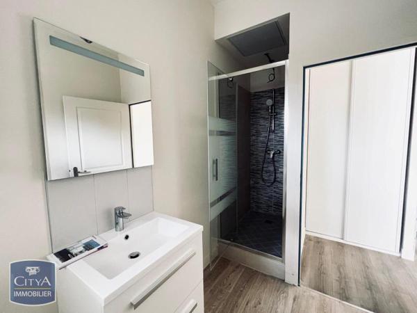 Appartement à louer 2 pièces 46m²