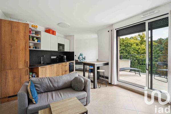 Appartement 2 pièces de 47 m² à Châtenay-Malabry (92290)