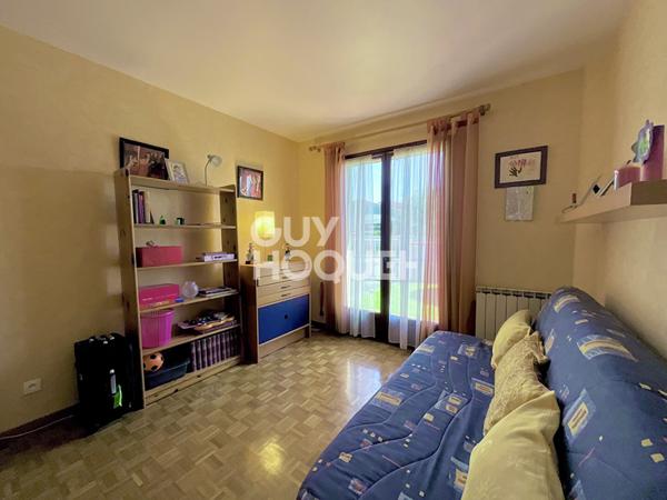 Maison DE PLAIN-PIED de 97 m2 sur une parcelle d'environ 631 m2