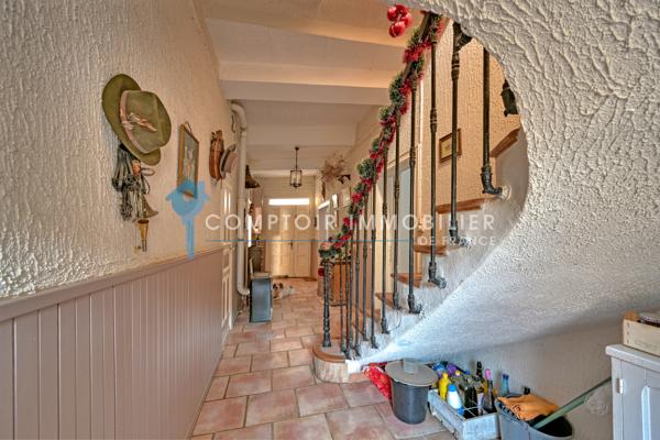 Maison de village
                                                                                                                                                                                                                                                                                                                        6 pièce(s)                                                                                                                                                                                                          4 chambre(s)                                                                                                                                                                                                          140  m²