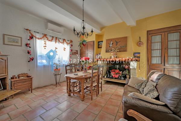 Maison de village
                                                                                                                                                                                                                                                                                                                        6 pièce(s)                                                                                                                                                                                                          4 chambre(s)                                                                                                                                                                                                          140  m²