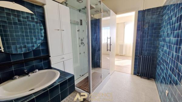 Appartement 3 pièces 78m2 - La Genette vue Parc et Mer - La Rochelle €388 500 ** - Référence ND689D1