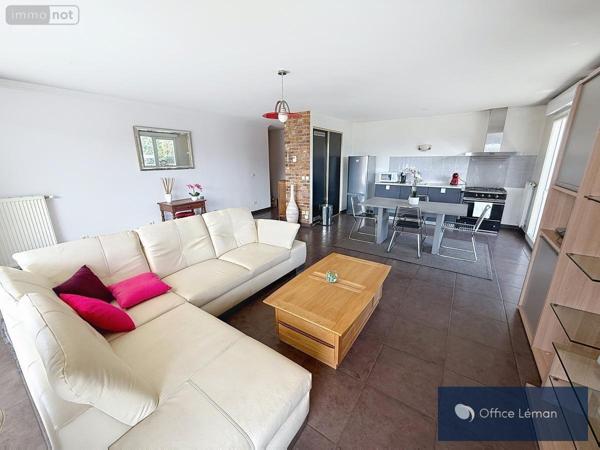 Appartement à vendre à Ferney-Voltaire dans l'Ain (01210), ref : 01047-699