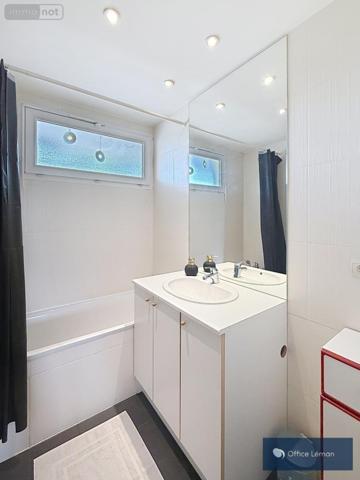 Appartement à vendre à Ferney-Voltaire dans l'Ain (01210), ref : 01047-699