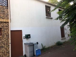 IMMEUBLE DE BAGNOLET -- 2 APPARTEMENTS F3- 50M2 + UN RESTAURANT LICENCE 4 DE 100M2 Bagnolet (93170)