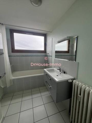 Appartement à louer 3 pièces de 73 m²