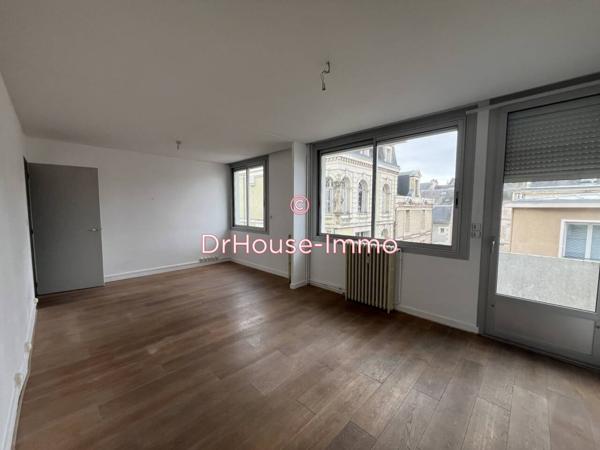 Appartement à louer 3 pièces de 73 m²