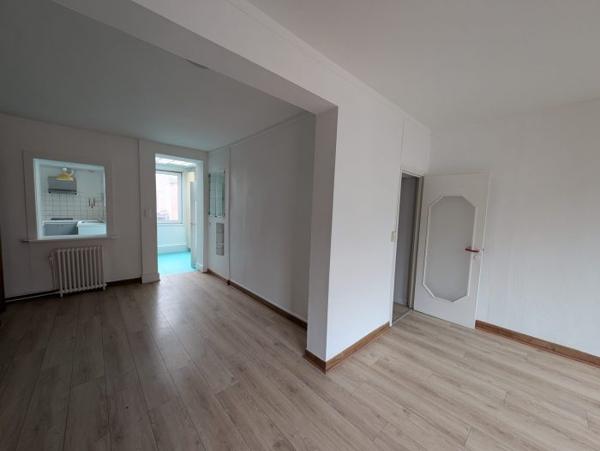 Maison mitoyenne 2 côtés Lille Secteur Lille 122 m²