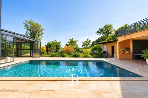 Les Pennes-Mirabeau, Villa 7 Chambres -  334 m² à vendre