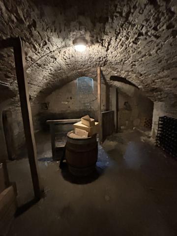 Maison - 10 pièces - 270 m²