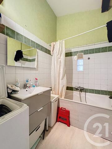 Appartement à vendre  6 pièces - 255 m2 GIGNAC - 34