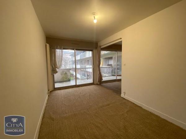 Appartement à louer 2 pièces 48.59m²