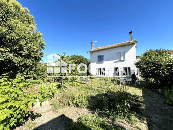 À vendre Maison 7 pièces 157 m² - Sainte-livrade-sur-lot 47110