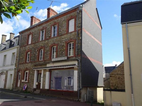 Maison à vendre à Saint-Sauveur-le-Vicomte dans la Manche (50390), ref : 23/MA00159