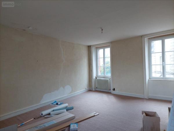 Maison à vendre à Saint-Sauveur-le-Vicomte dans la Manche (50390), ref : 23/MA00159