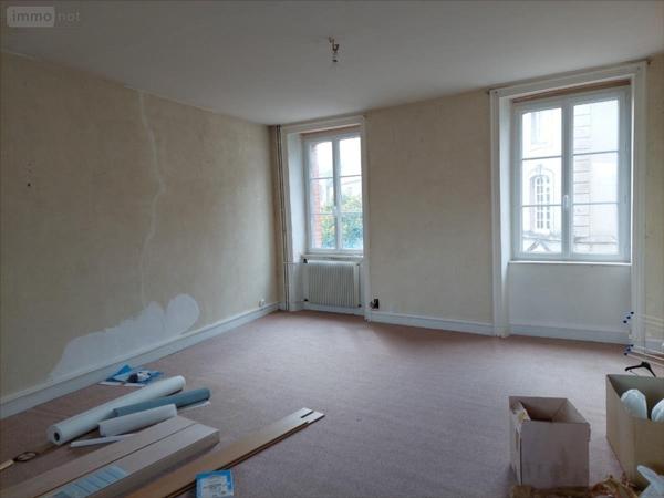 Maison à vendre à Saint-Sauveur-le-Vicomte dans la Manche (50390), ref : 23/MA00159