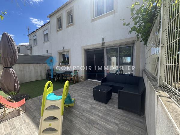 Villa
                                                                                                                                                                                                                                                                                                                        4 pièce(s)                                                                                                                                                                                                          3 chambre(s)                                                                                                                                                                                                          116  m²