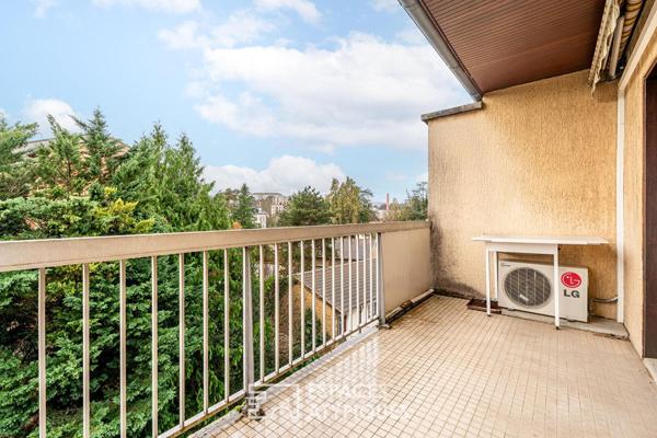 Appartement à rénover en hypercentre avec terrasses et garage double