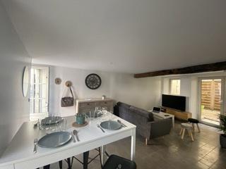 QUARTIER ST-NICOLAS – MAISON EN TRIPLEX