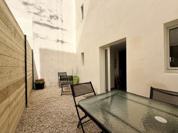 QUARTIER ST-NICOLAS – MAISON EN TRIPLEX