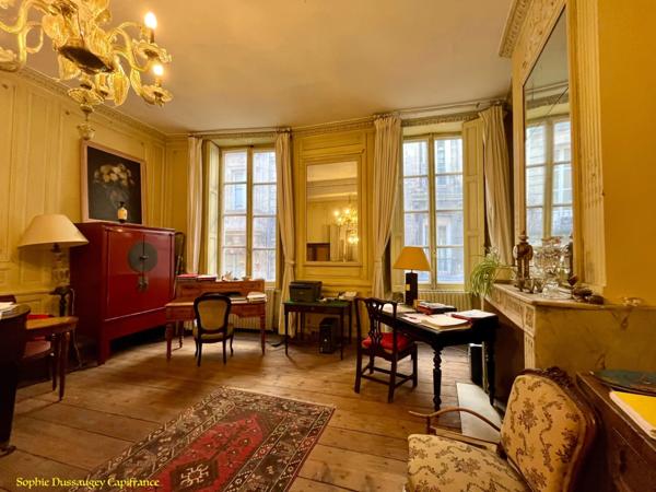 Hotel particulier dans le centre historique de Bordeaux