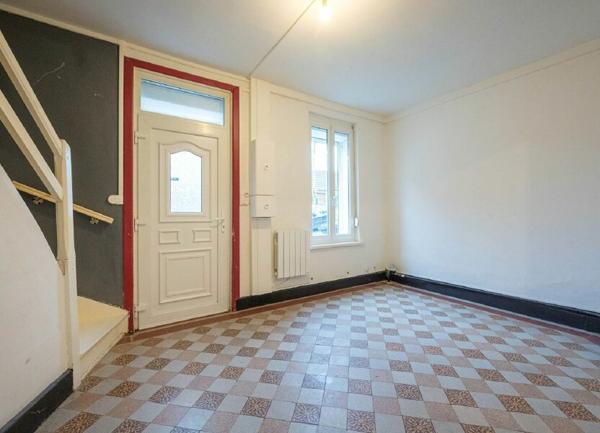 Maison à vendre    4 pièces •  Ferrière-la-Grande