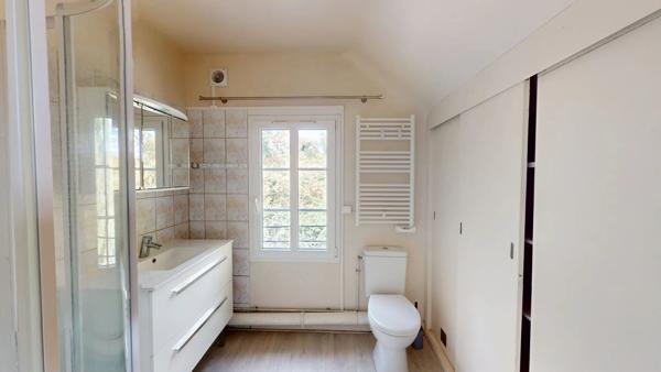 Location                                                      Maison
                        
                     5 pièces                      118 m2                     à Chartres