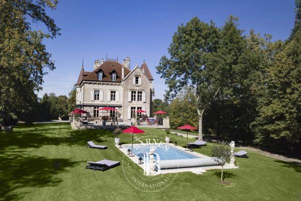 Arbois, Château 5 Chambres -  746 m² à vendre