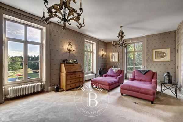 Arbois, Château 5 Chambres -  746 m² à vendre