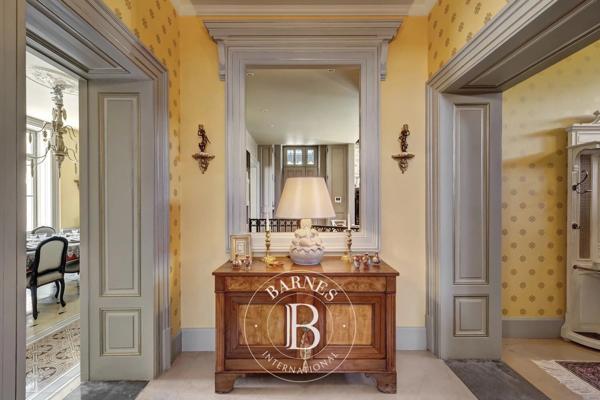Arbois, Château 5 Chambres -  746 m² à vendre