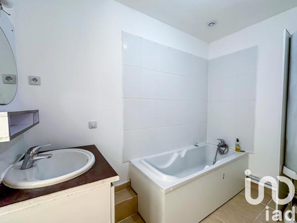 Maison à vendre 8 pièces 101 m² Bagnols-sur-Cèze