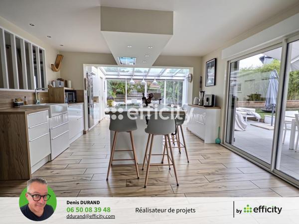 Maison
         4 pièces
        - 122 m² Bien prestige 648 000 € *
