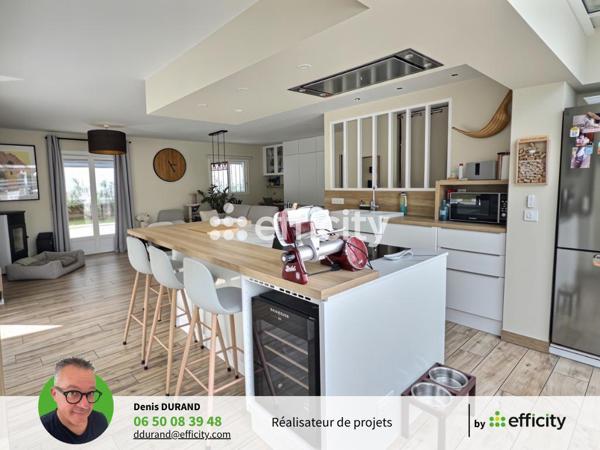 Maison
         4 pièces
        - 122 m² Bien prestige 648 000 € *