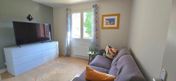 Maison individuelle 5 chambres, avec piscine, sur un terrain de 2791 m²