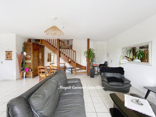 Bédée (35137) Maison 4 pièces centre de Bédée avec dépendances.