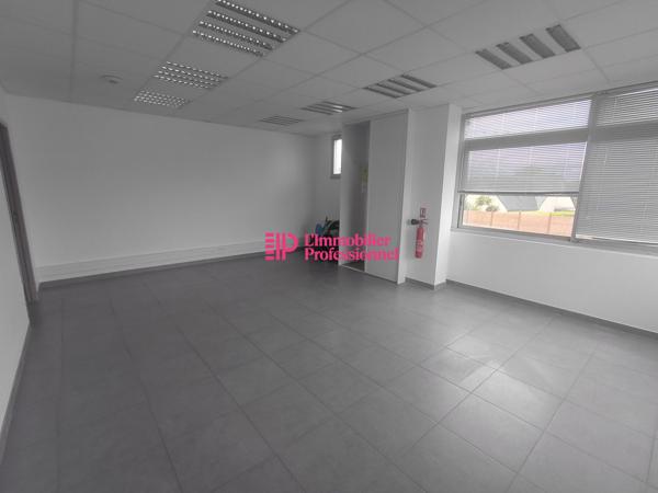 BUREAUX - 110 M2 - CONCARNEAU