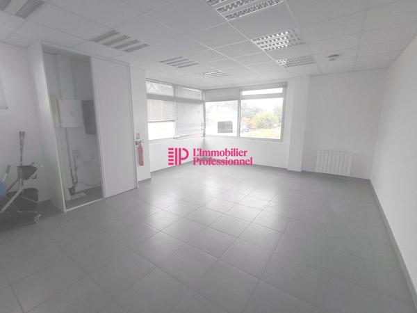 BUREAUX - 110 M2 - CONCARNEAU