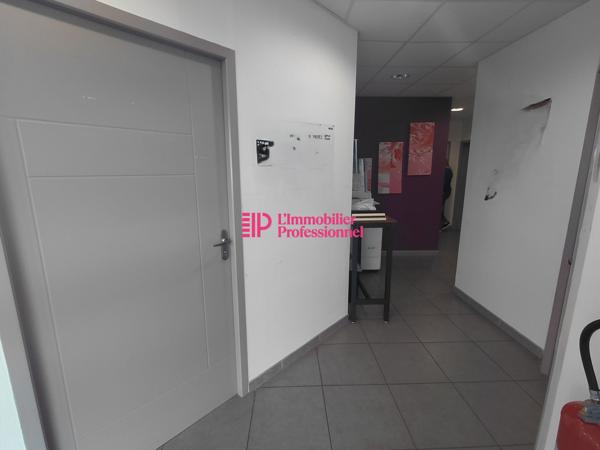 BUREAUX - 110 M2 - CONCARNEAU