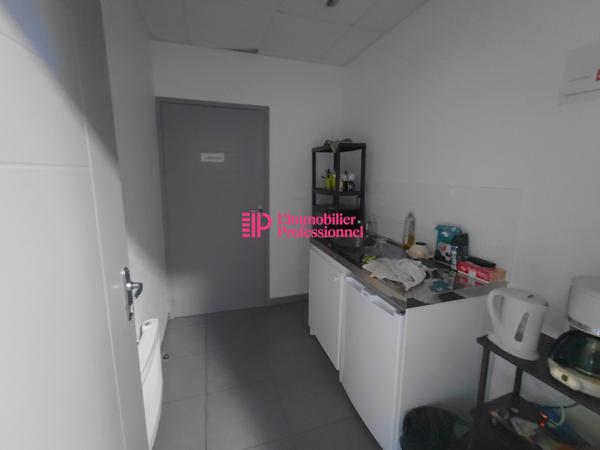 BUREAUX - 110 M2 - CONCARNEAU