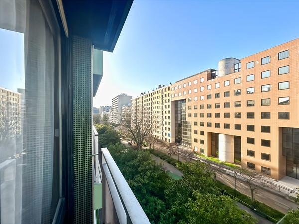 Appartement 3 pièces avec balcon - rue de Silly