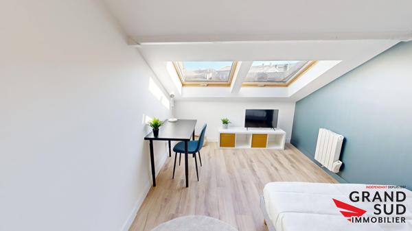 Chambre privée avec salle d'eau et wc privatif