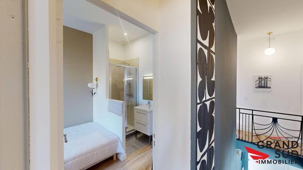 Chambre privée avec salle d'eau et wc privatif