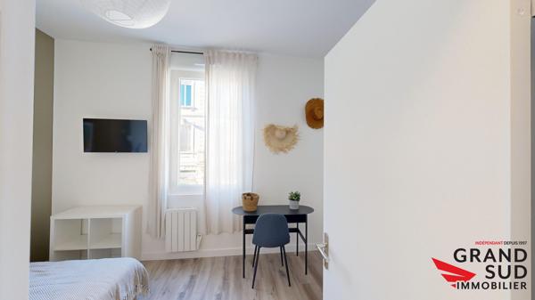 Chambre privée avec salle d'eau et wc privatif