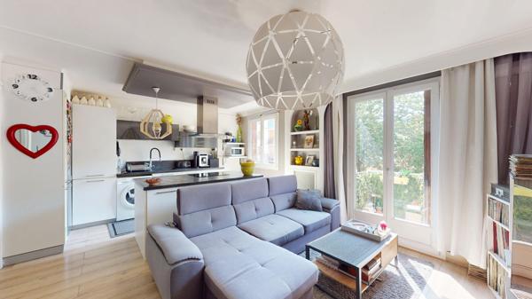 Appartement Clamart 3 pièce(s) 55.65 m2 ; Balcon ; Calme ; Gardien ; Commerces ; Ecoles