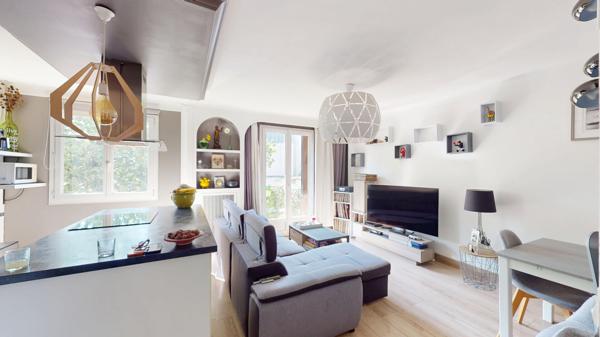 Appartement Clamart 3 pièce(s) 55.65 m2 ; Balcon ; Calme ; Gardien ; Commerces ; Ecoles