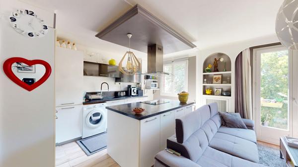 Appartement Clamart 3 pièce(s) 55.65 m2 ; Balcon ; Calme ; Gardien ; Commerces ; Ecoles